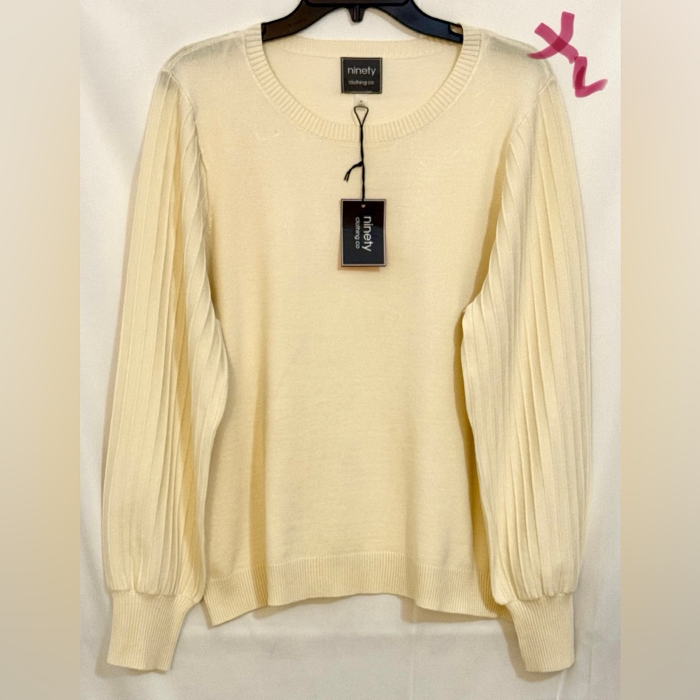 Ninety Cream Crew Neck Sweater Classic Fit